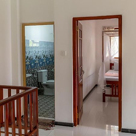 Happy Villa Hikkaduwa Exterior photo