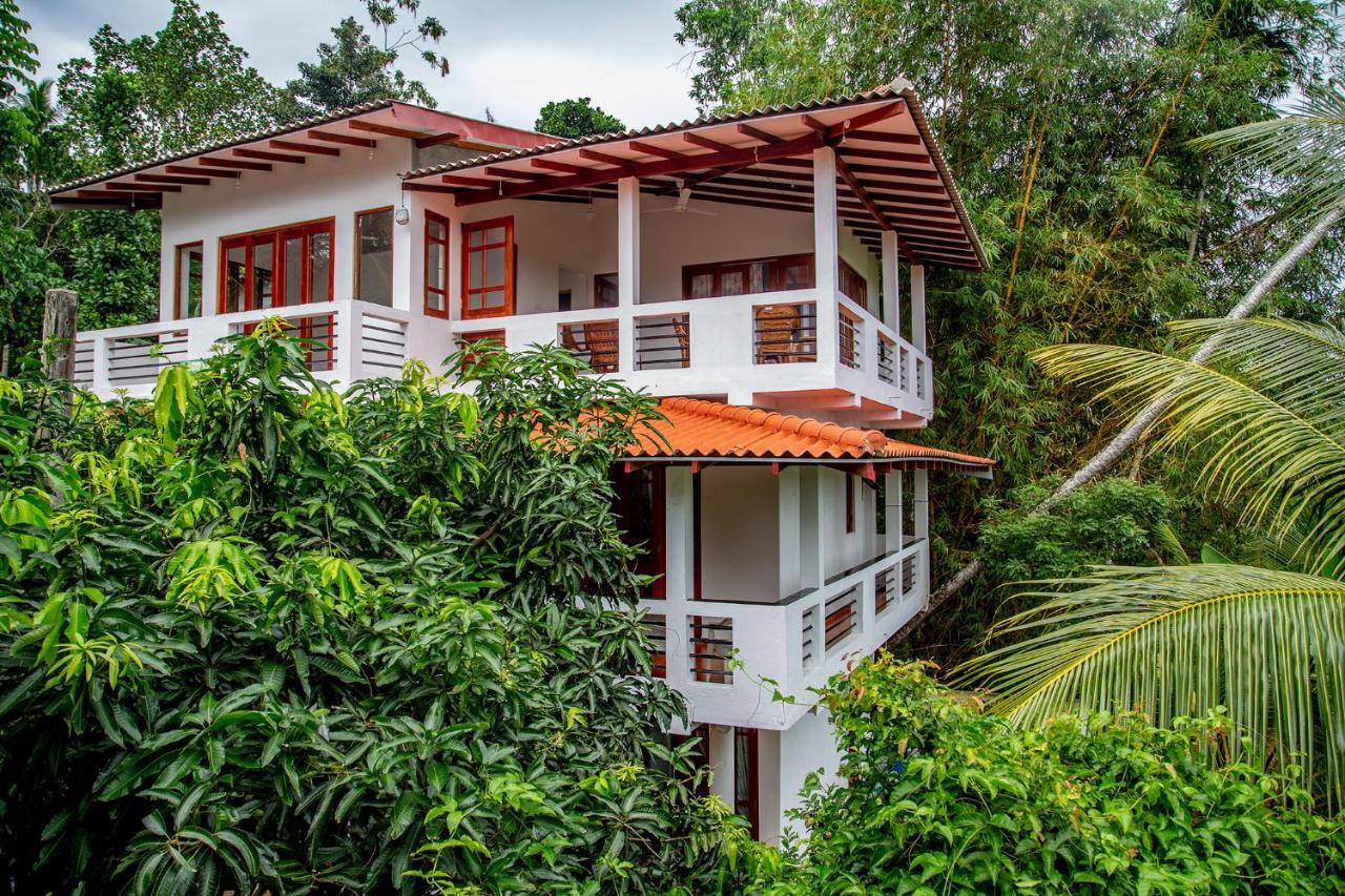 Happy Villa Hikkaduwa Exterior photo