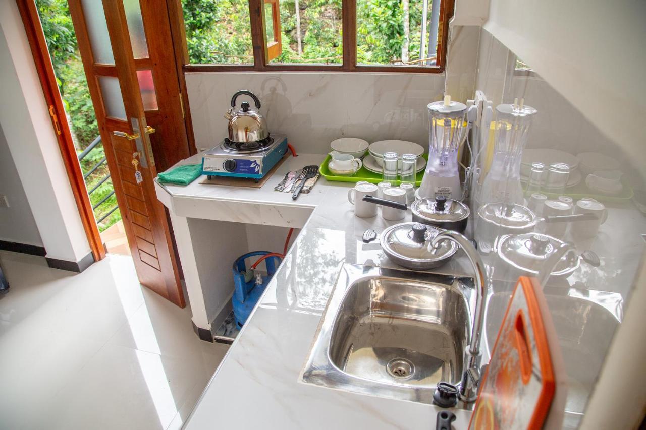 Happy Villa Hikkaduwa Exterior photo